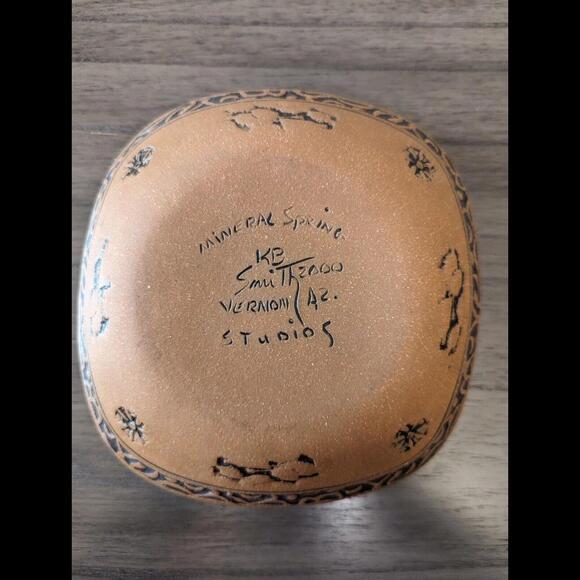 Mineral Springs Potery Bowl Signed By Artist Made In 2000 - Picture 6 of 9